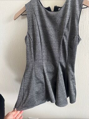 H&M Gray Sleeveless Peplum Top